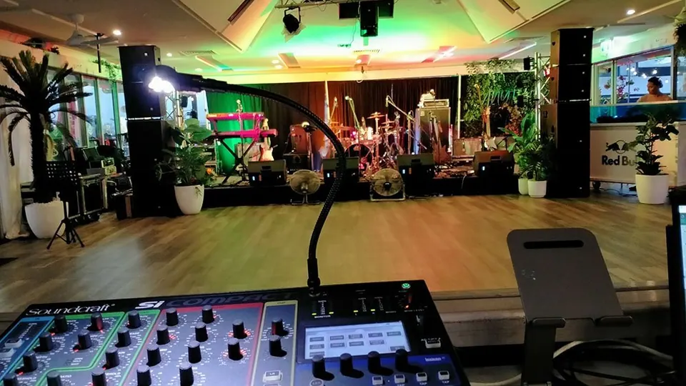 Reggae Revival Festival - YOT Deck, photo 4